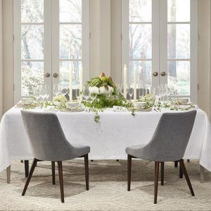 Sferra Modern Tansy Floral Ivory Tablecloth 70x144